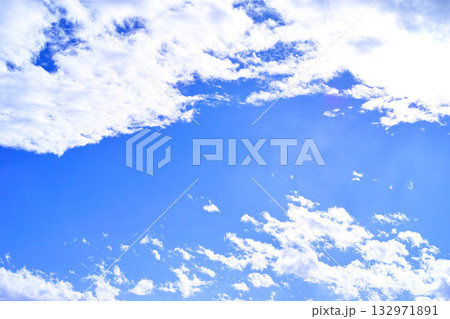 青空と雲イメージ 132971891