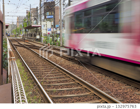 東京さくらトラム(都電荒川線)・町屋駅前停留所 132975763