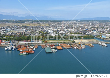 四日市港ポートビルから北西を見る 四日市港ポートビルから北西を見る 132977574