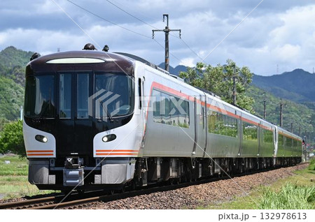 HC85系特急ひだ D5編成 132978613