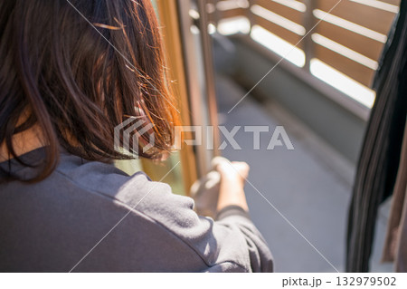 主婦の窓掃除 主婦の窓掃除 132979502