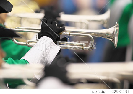 マーチングバンド パレード 楽器 マーチングバンド パレード 楽器 132981191