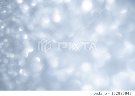 アイスグレーの大小キラキラ背景素材 132985945