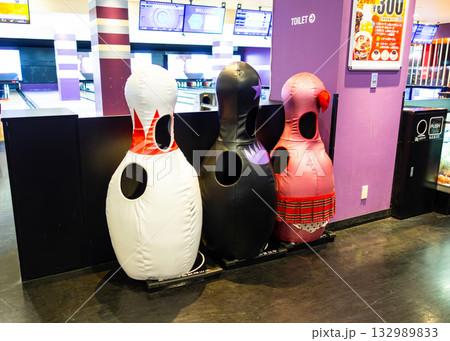 ダイバーシティ東京プラザ　ラウンドワン　ボーリング　着ぐるみ　東京都江東区青海 132989833