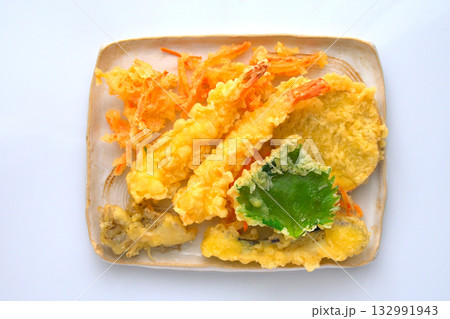 エビと野菜のの天ぷら エビと野菜のの天ぷら 132991943