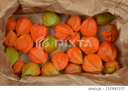 Physalis husks 132992157
