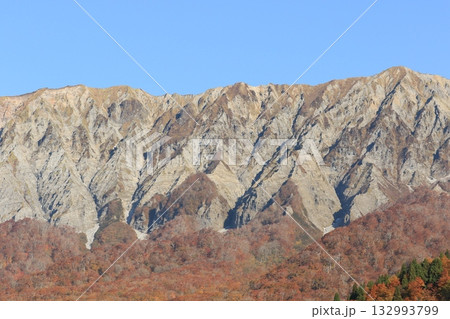 見ごろの紅葉 大山 見ごろの紅葉 大山 132993799