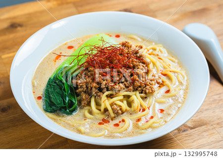 豆乳ごま担々麺 豆乳ごま担々麺 132995748