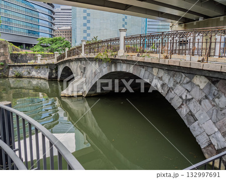東京都内で現存する最古の石橋【常磐橋】 東京都内で現存する最古の石橋【常磐橋】 132997691