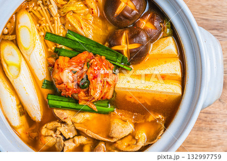 キムチ鍋 132997759