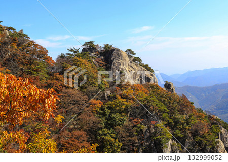 Daedunsan Mountain covered in autumn leaves. Nonsan-si, Korea. Daedunsan Mountain covered in autumn leaves. Nonsan-si, Korea. 132999052