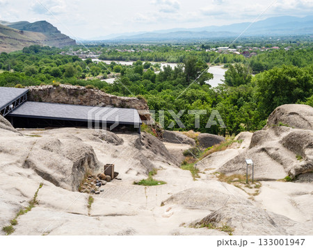 slope of Uplistsikhe Cave Town and Kura river 133001947