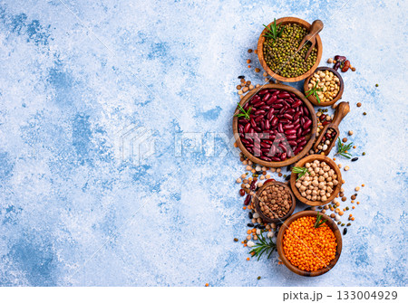 Beans, lentils, soybean, pea and chickpea 133004929