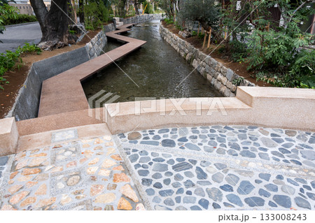 【木屋町通】高瀬川沿いの散歩道 【木屋町通】高瀬川沿いの散歩道 133008243