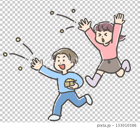 節分の豆まきをする男の子と女の子 133010386