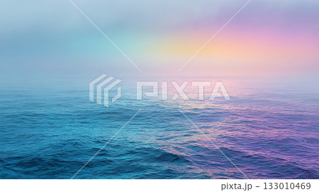 美しい虹色に光る雲と海のイメージ風景 133010469
