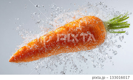 水と新鮮な人参 133016017