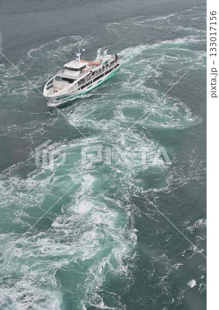 2025春の大潮 鳴門の渦潮 133017156