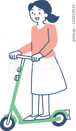 ヘルメットを着用せずに電動キックボードに乗る女性 133019533