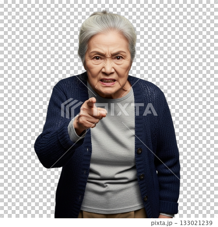 憤怒的老婦人 133021239