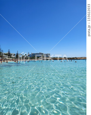 Experience the Crystal Clear Waters at a Serene Beach Destination, Perfect for Relaxation and Fun Experience the Crystal Clear Waters at a Serene Beach Destination, Perfect for Relaxation and Fun 133022033