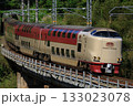 伯備線を行くサンライズ出雲号 133023078