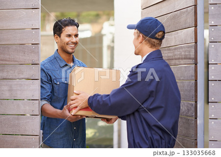 Man, courier and home for giving package, ecommerce or delivery with smile, customer experience or outdoor. Logistics service, shipping and guy with gratitude, happy and receiving box at house door 133035668