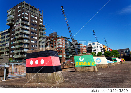 Houses in Eriksberg district, former shipyard near Alvsborg bridge, Hisingen island, sunny day in Gothenburg, Sweden Houses in Eriksberg district, former shipyard near Alvsborg bridge, Hisingen island, sunny day in Gothenburg, Sweden 133045899
