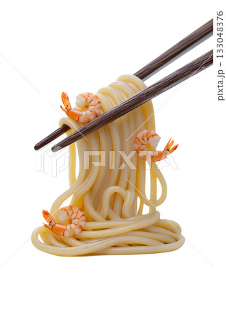 Chopsticks lifting portion of delicious shrimp noodles in 3d render. Ideal for food blogs, asian cuisine, restaurant advertising 133048376