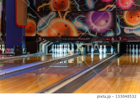 Bowling Bowling 133048532
