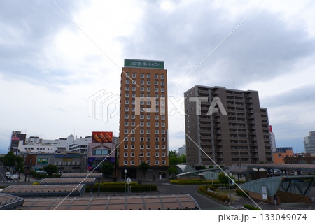 弘前駅前の風景 133049074