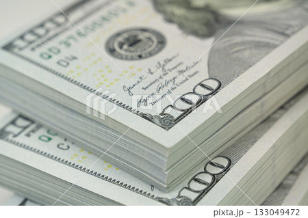 Thirty thousand of real american dollars. Three packs of one hundred dollars 133049472