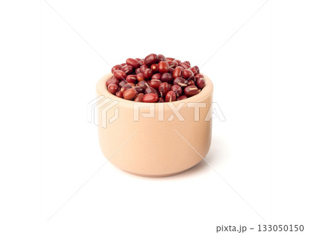 Red adzuki beans isolated, raw azuki bean pile, Vigna angularis legume seeds, dry red mung bean Red adzuki beans isolated, raw azuki bean pile, Vigna angularis legume seeds, dry red mung bean 133050150