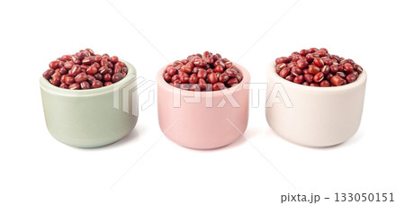 Red adzuki beans isolated, raw azuki bean pile, Vigna angularis legume seeds, dry red mung bean Red adzuki beans isolated, raw azuki bean pile, Vigna angularis legume seeds, dry red mung bean 133050151