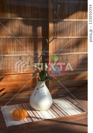 街角の風景　スケッチ写真 133050354