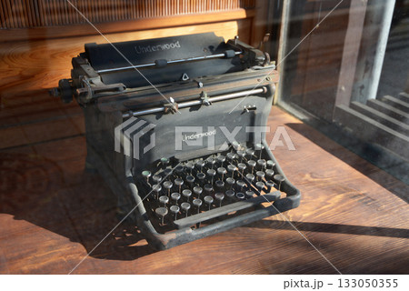 街角の風景　スケッチ写真 133050355