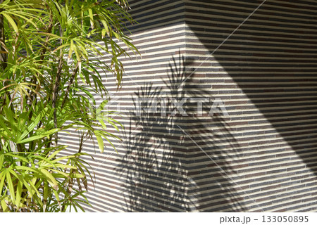 街角の風景　スケッチ写真 133050895