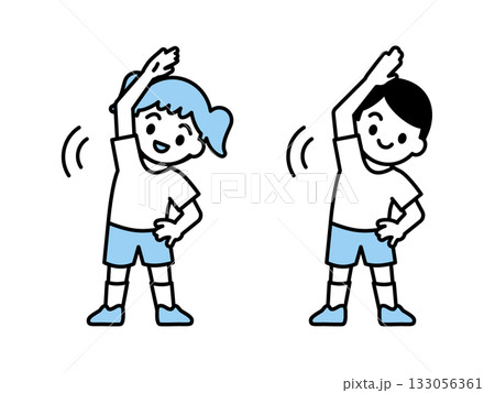 準備運動をする子ども02 133056361