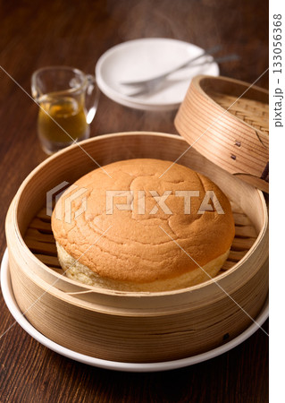 せいろで蒸した台湾カステラ せいろで蒸した台湾カステラ 133056368