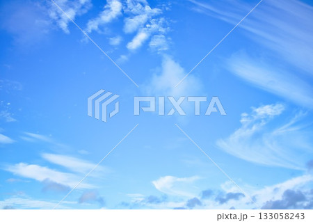 New Zealand Sky Replacement Surrounding Light Cloud New Zealand Sky Replacement Surrounding Light Cloud 133058243