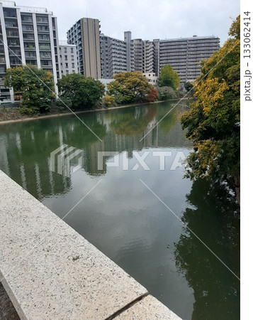 橋の上からの景色 景色 マンション群 橋の上からの景色 景色 マンション群 133062414