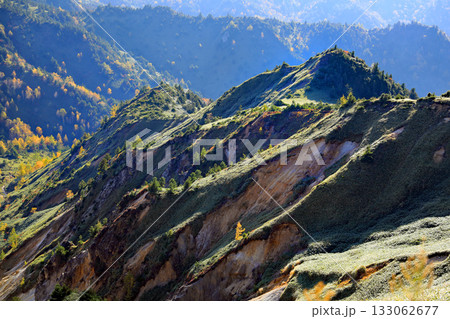 志賀高原の素晴らしい紅葉 133062677