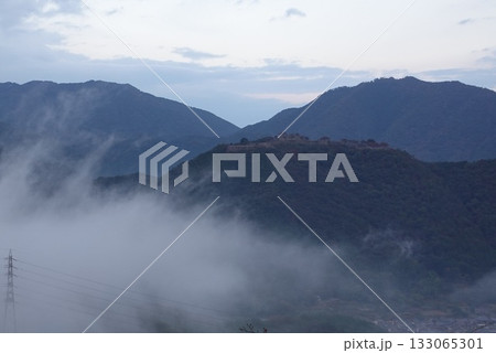 立雲峡から竹田城址 雲海を見たいのにイマイチ　 6時半11.2025 133065301