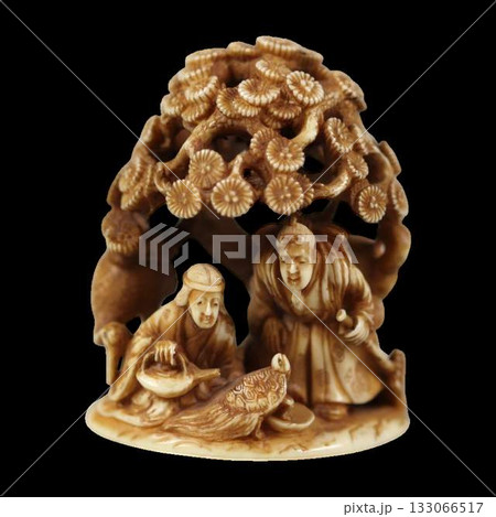 Intricate Japanese Netsuke Carving 19th Century Folk Art Edo Period Collectible 133066517