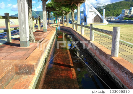 【長崎県】晴天の小浜温泉 足湯（ほっとふっと105） 133066850