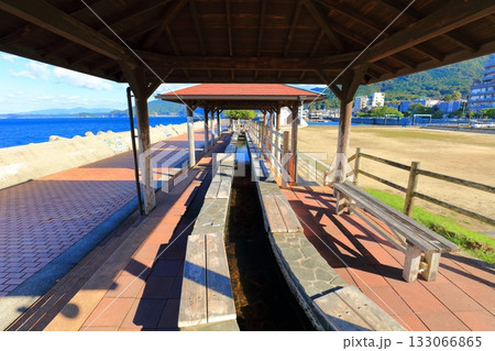 【長崎県】晴天の小浜温泉 足湯(ほっとふっと105) 【長崎県】晴天の小浜温泉 足湯(ほっとふっと105) 133066865