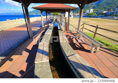 【長崎県】晴天の小浜温泉 足湯（ほっとふっと105） 133066866