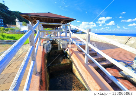 【長崎県】晴天の小浜温泉 足湯(ほっとふっと105) 【長崎県】晴天の小浜温泉 足湯(ほっとふっと105) 133066868