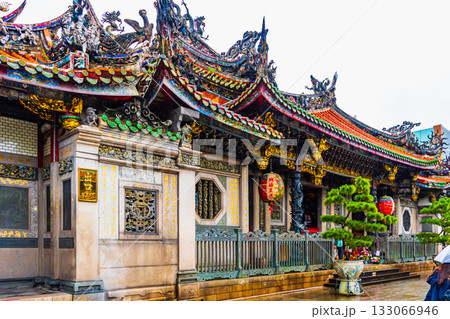 龍山寺　台湾　台北　台湾旅行 133066946