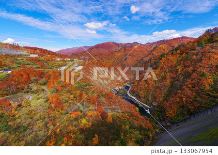 奥只見湖の紅葉 奥只見湖の紅葉 133067954